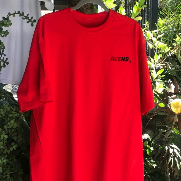 VOLUNTEER - Picture 2 of 4